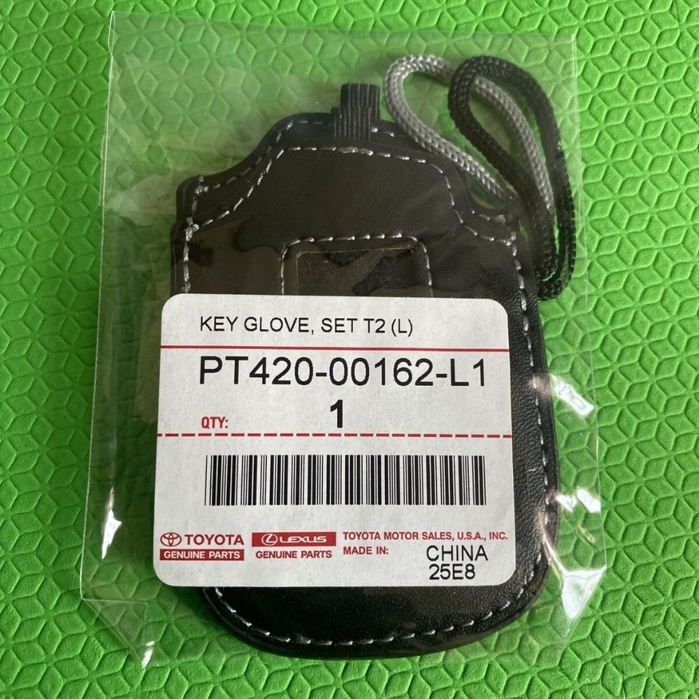 LEXUS SMART KEY FOB GLOVES SET OF 2 LEATHER BLACK PT420-00162-L1 OEM FACTORY NEW